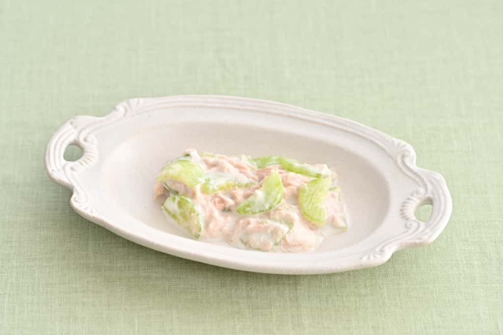 きゅうりのツナヨーグルトソース