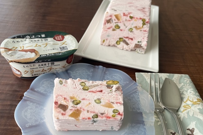春色イチゴのカッサータ