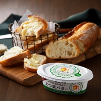 よつ葉パンにおいしいよつ葉バター（100g）