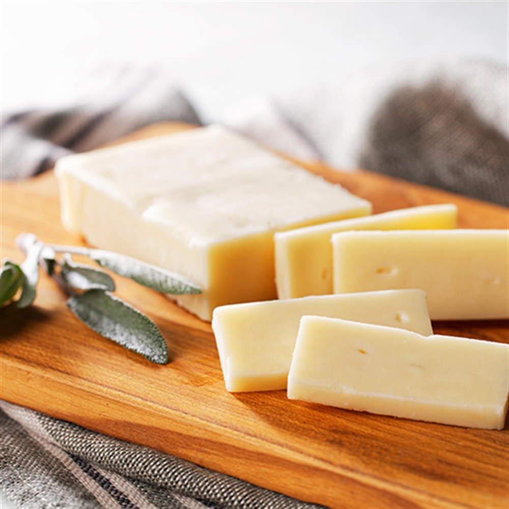 よつ葉 北海道十勝 熟成ゴーダ｜【公式】よつ葉乳業オンラインショップ